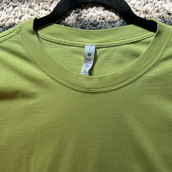 All Yours Cotton T-shirt size 8 in the color wasabi - Picture 2 of 4